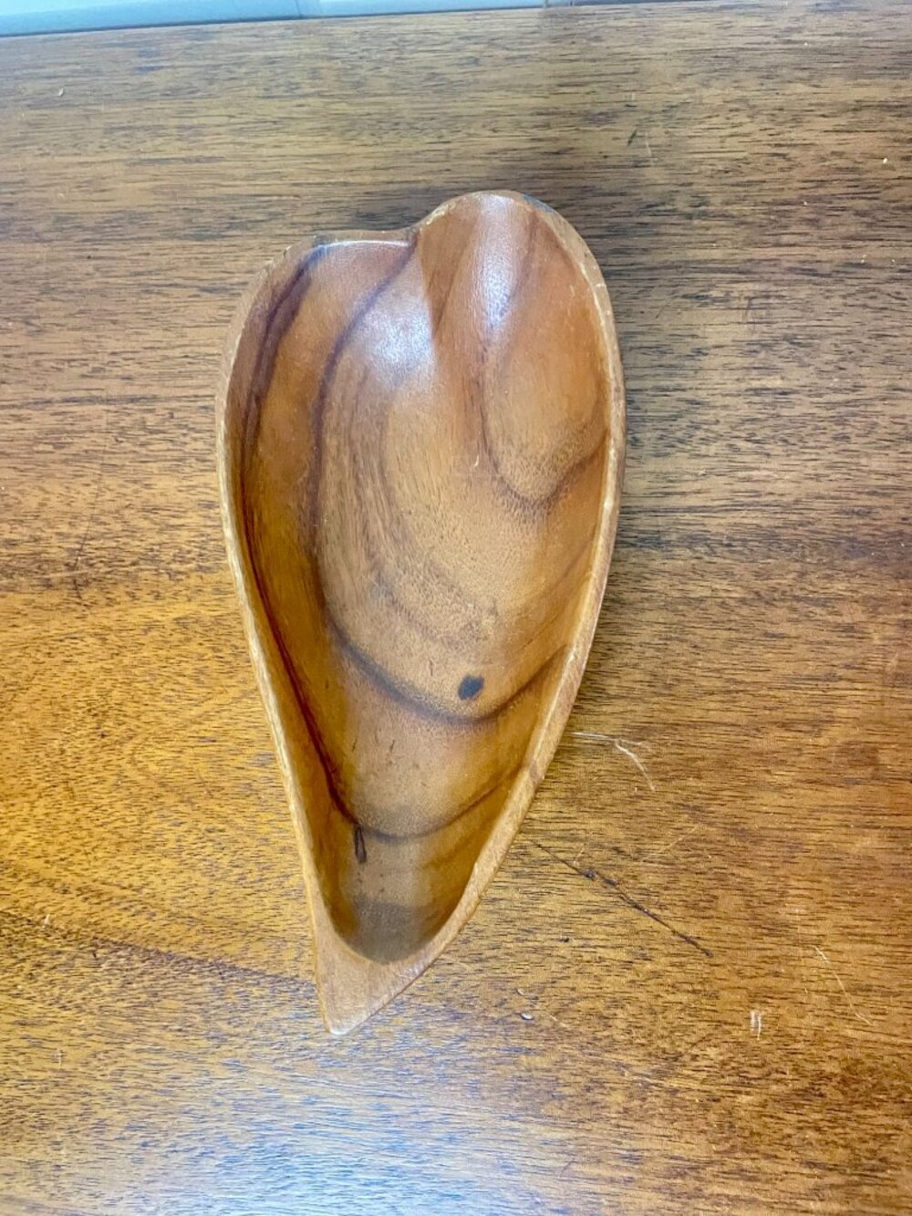 Vintage Heart Hand Carved Monkey Pod Wood Bowl, Hawaii, 1970s, Tiki bar, Trinket